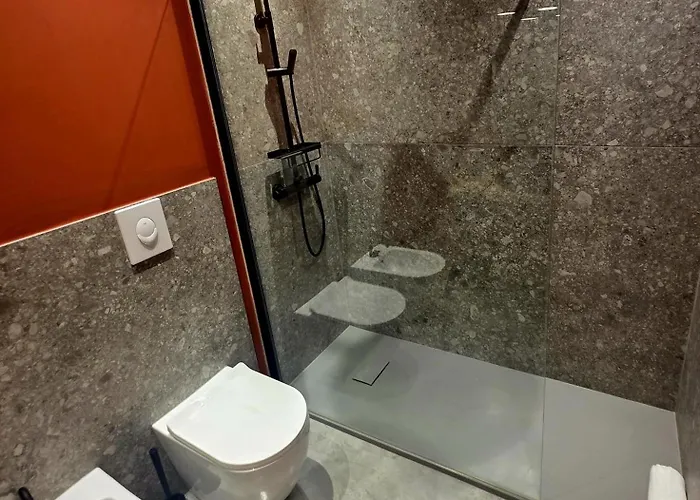 Sottocoperta Hotel *