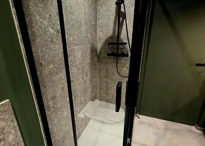 Sottocoperta Hotel *